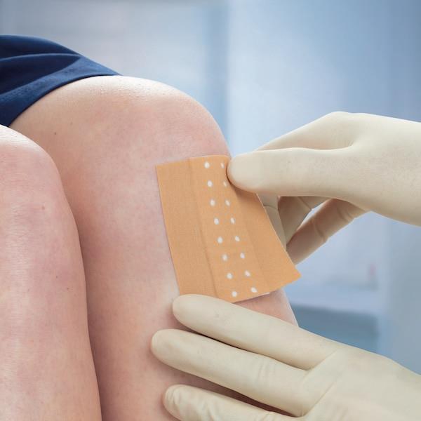 Leukoplast Classic 6cm x 5m Textiler Wundverband, hautfarben