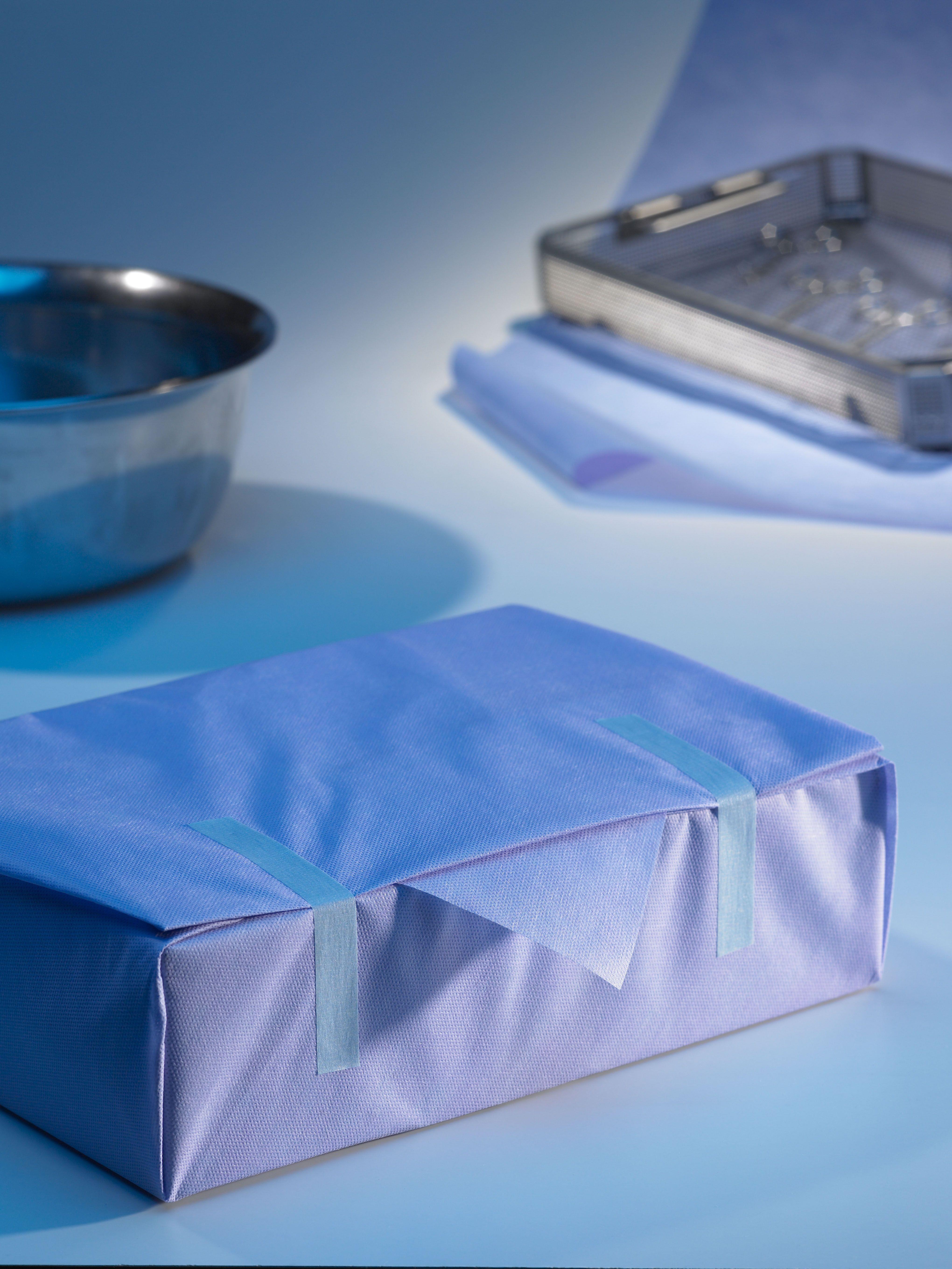 Stericlin SSMMS 43g Bogenverpackung AP 120 120x140cm, blau/violett