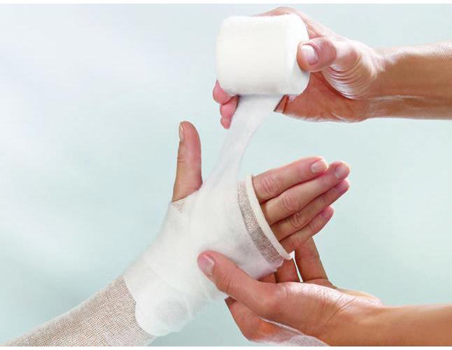 Cellona Synthetikwatte 6cmx3m, 8 St., steril